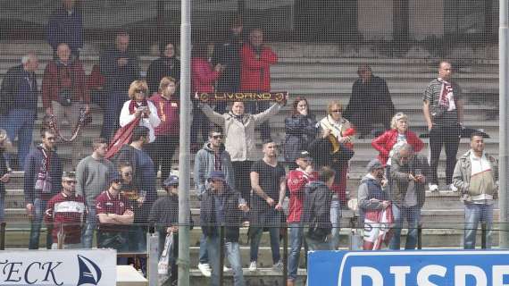Un gruppo di tifosi: "Serve unità per liberare il Livorno dai soci attuali"