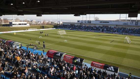 El Real Madrid se entrena y despide el año con miles de aficionados en el Di Stéfano