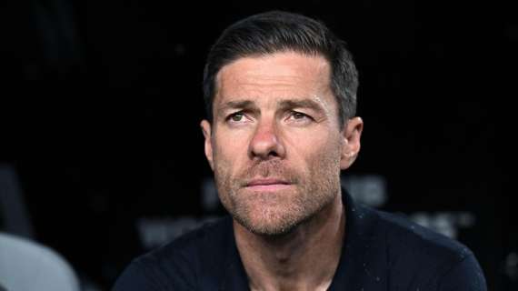 Xabi Alonso, en rueda de prensa: "Valverde me hace la vida mucho más fácil"