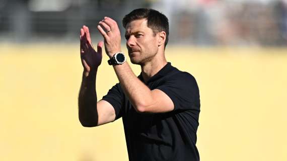 Xabi frena una salida en el Real Madrid: "Está más cerca de quedarse"