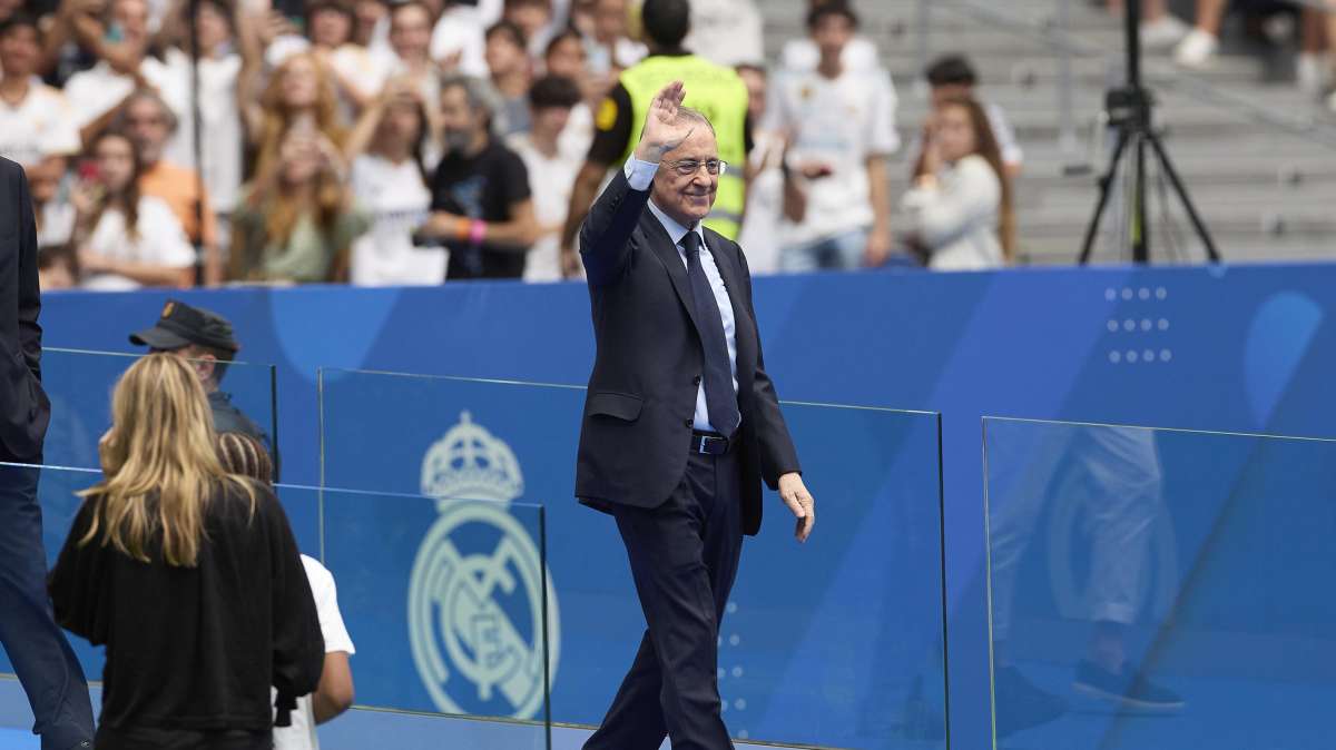 Mercado de fichajes | Salida a la vista en el Barça, adiós a una bomba para el Real Madrid...
