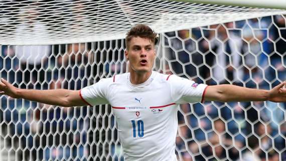 Patrik Schick aparece como opción para la delantera del Real Madrid