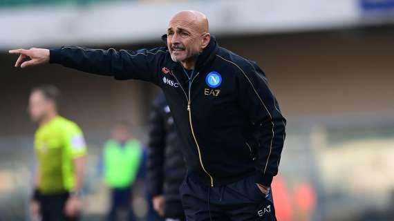 Il Napoli passeggia contro un Sassuolo irriconoscibile: 6-1 e un passo verso il terzo posto