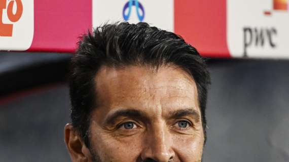 Buffon presenta il suo libro "Cadere, rialzarsi, cadere, rialzarsi"