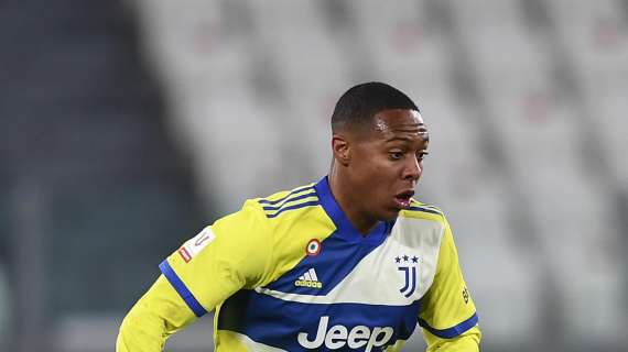 Ufficiale, Aké lascia la Juventus: si trasferisce al Dijon in prestito