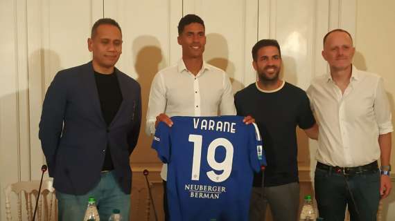 Varane si ritira dal calcio giocato: "Ci vuole coraggio per ascoltare il cuore e l'istinto. Como, non è finita qui..."