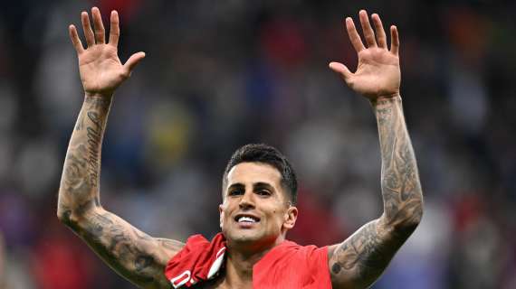 Cancelo ritorna in Italia? Il giocatore è stato proposto alla Juventus, e non solo...