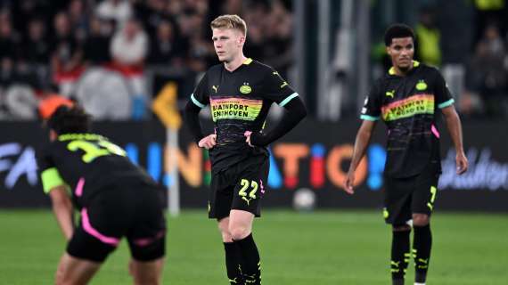 PSV ancora inceppato in Olanda, pari in extremis con l'Utrecht