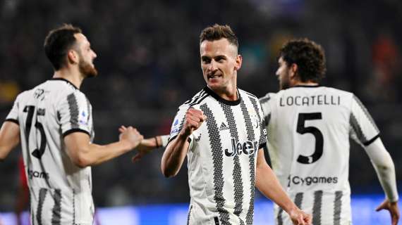Milik abbraccia la Juventus: "Uniti, conta solo vincere adesso"