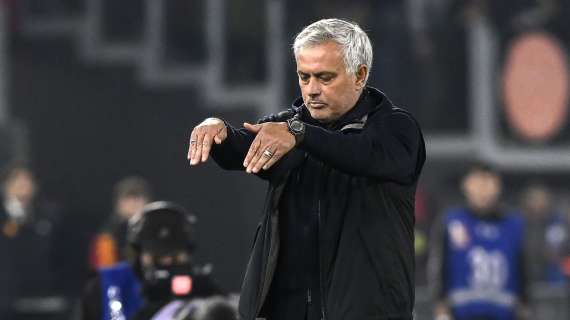 Roma, Mourinho in vista del Sassuolo: "Mi preoccupa l'arbitro. Odio Berardi"