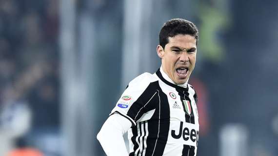 Hernanes scherza: "Cambiaso ha fatto tre cose da sanzionare nel derby. Ma ti difendo io"