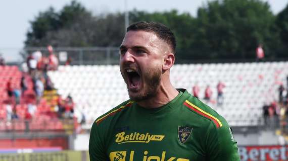 Lecce, Falcone: "In Serie A la migliore accoppiata di portieri è Szczesny-Perin"
