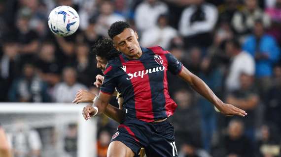 Ndoye come McKennie, l'arbitro stoppa il gioco e il web si scatena