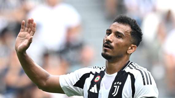 Juventus-Stoccarda 0-0: calcio di rigore per i tedeschi, espulso Danilo