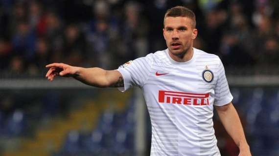 L'Inter vince una partita pazza al Friuli: Podolski entra e decide, però...