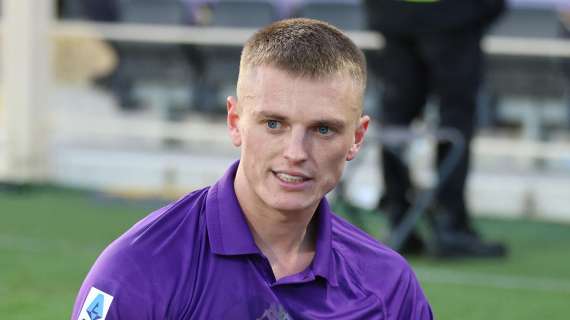 Fiorentina, Gudmundsson neanche in panchina: ecco il motivo