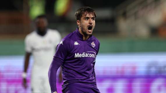 Il turnover dei fuori ruolo e una sofferenza calcolata: la Fiorentina vince e intravede la semifinale