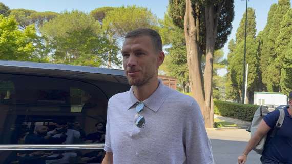 Dzeko in splendida forma. Corriere dello Sport: "Contratto 1+1 da 1,8 mln all'anno"