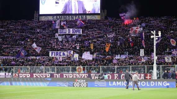 Febbre da Fiorentina. Tra Viola Carpet e abbonamenti a gonfie vele: cresce l'entusiasmo dei tifosi