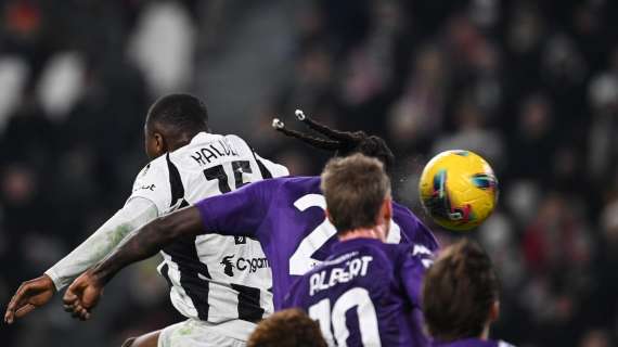 JUV-FIO 2-1, Primo cambio viola: esce un deludente Gudmundsson