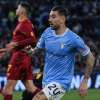Lazio, Zaccagni balla in campo e fuori: i festeggiamenti dopo il derby - FOTO