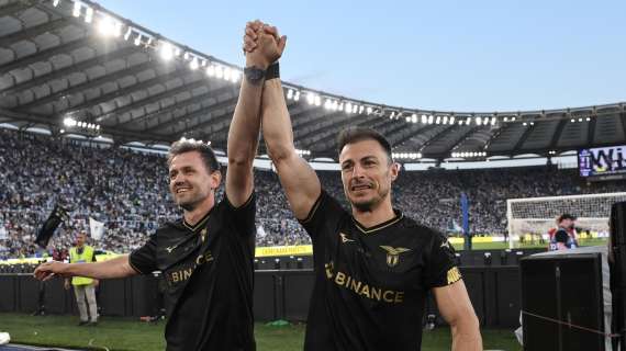 Lazio-Torino, Radu ultras: l'esultanza al gol di Zaccagni - FOTO