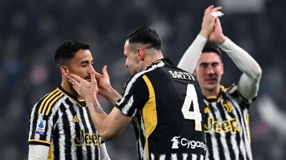 Serie A, Juve ancora di corto muso: Napoli ko e testa della classifica