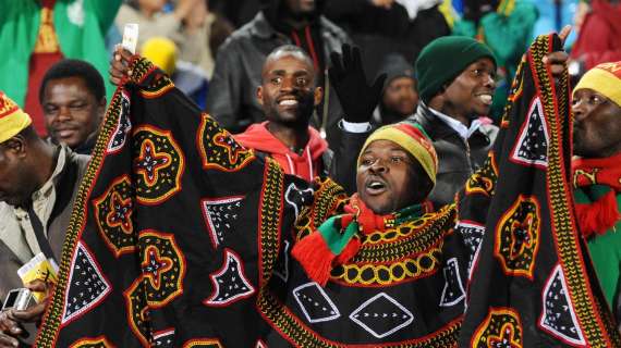 Coppa d'Africa, clamoroso errore dell'arbitro: il Mali torna in campo dopo il fischio finale, ma la Tunisia...
