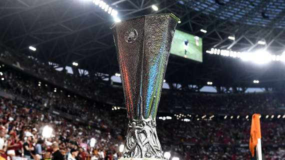 Lazio, torna l'Europa League: le immagini esclusive del trofeo - FOTO&VIDEO