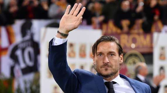 Totti, clamorosa rivelazione: "Cercato da club di Serie A. Ritorno? Mai dire mai..."