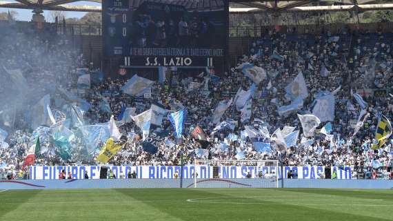 Lazio, gli Ultras Lazio lanciano l'appello: "Tutti a Como con la sciarpa!"