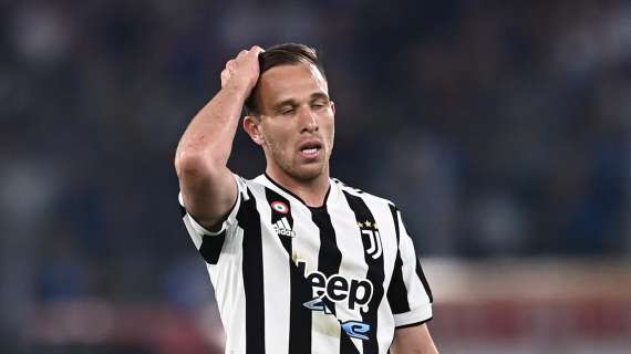 Lazio senti l’agente di Arthur: “Inutile proseguire alla Juve, con Sarri…”