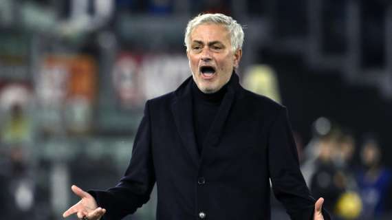 Scintille Mourinho-Icardi. Lo Special One punge il Galatasaray, l'argentino: "The Crying One"