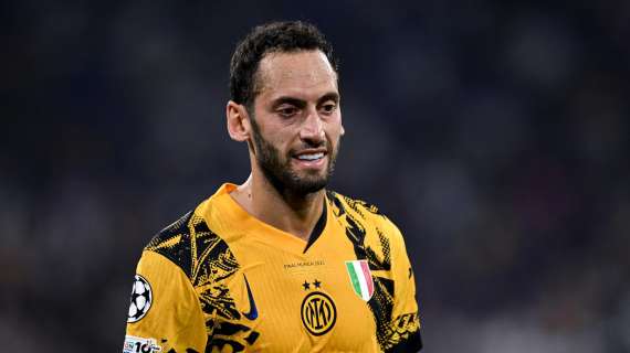 Calhanoglu via dall'Inter è possibile, alle giuste cifre. Per sostituirlo Ausilio ha un pallino