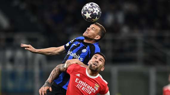 Relevo - Otamendi non rinnova col Benfica, l'Inter ha avviato i contatti