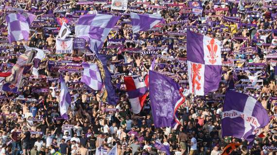 La Fiorentina aggancia il Torino, la Roma resta sesta: la classifica aggiornata