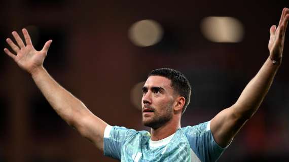 Vlahovic, in grande forma, ancora in panchina. David titolare contro l'Inter