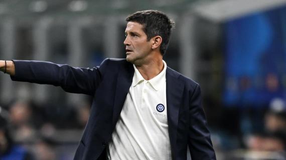Chivu in conferenza: "Felice per Bonny. Dumfries? Voglio i miei giocatori sempre arrabbiati"