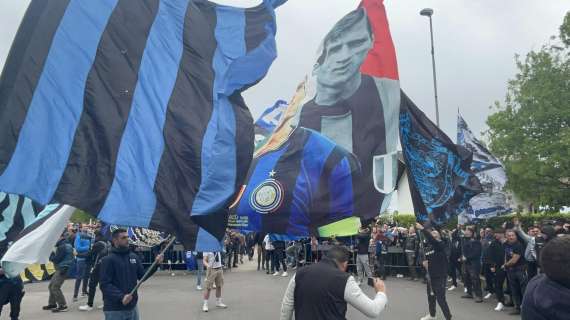 L'Inter vede la seconda stella, il tifo si scatena: duemila tifosi ad Appiano Gentile