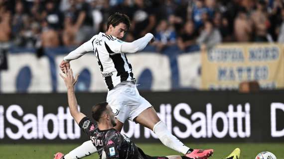 La Juve vola in vetta da sola, ma solo con un punto in più: la classifica aggiornata