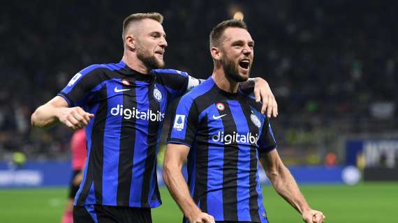 L'Inter fa sul serio per il rinnovo di De Vrij. Offerto un biennale, si va verso la fumata bianca