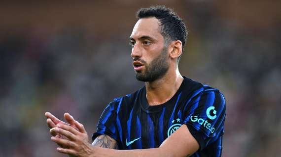 Dalla Turchia, i dirigenti del Galatasaray: "Calhanoglu vuole venire, non c'erano le condizioni"