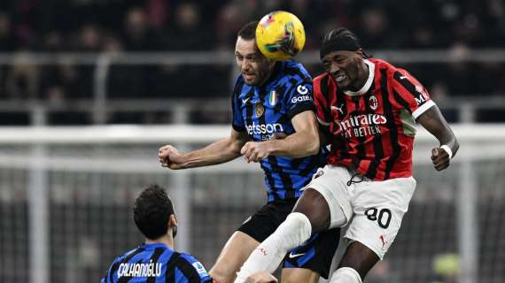 Le pagelle di Milan-Inter: Calhanoglu sprofonda nel buio, errore folle. De Vrij salvatore della patria