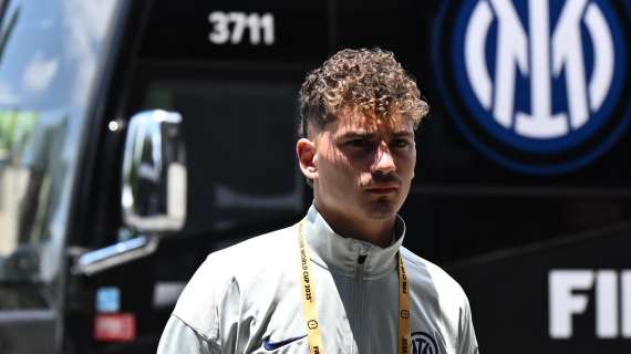 Sebastiano Esposito saluta l'Inter, è fatta con il Cagliari: sarà prestito con obbligo