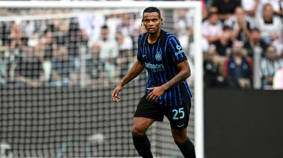Akanji: "Fondamentale la parata di Sommer. Le critiche post-Juve? Gioco da molto tempo..."