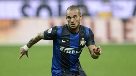 La rivelazione di Sneijder: "Mio padre è malato e mi sono trasferito da lui"