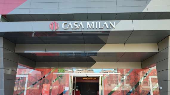 Gazzetta - Milan, caccia al grande bomber (ma non solo): coppe e cessioni finanzieranno il mercato rossonero