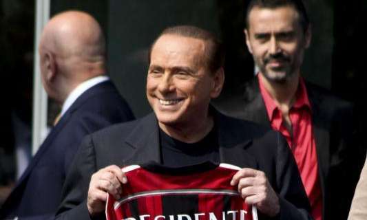 Gazzetta - Berlusconi il prestigiatore: con una magia inverte il valore di Milan e Roma