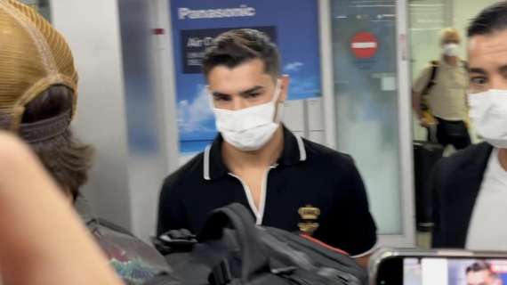VIDEO MN - L'arrivo di Brahim Diaz all'aeroporto di Linate
