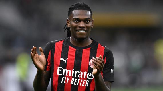 Leao: “Quando gli avversari vengono a San Siro, devono sentire la furia. I nuovi hanno visto la differenza”